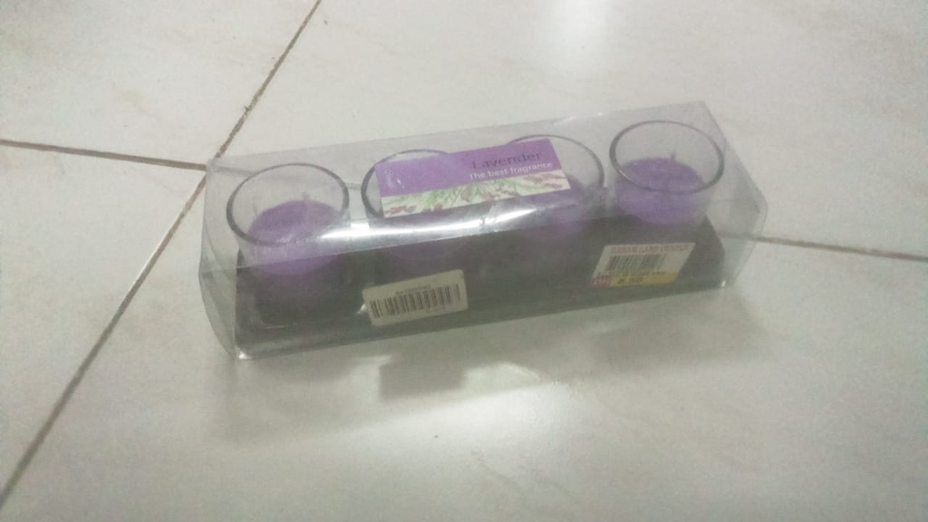 4 PCS CENTED CANDELS