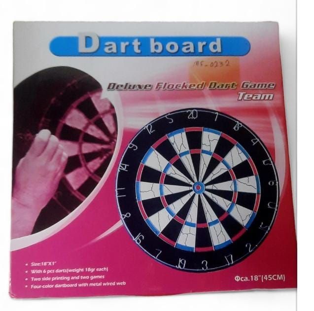 DELUXE FLOCKED DART BOARD