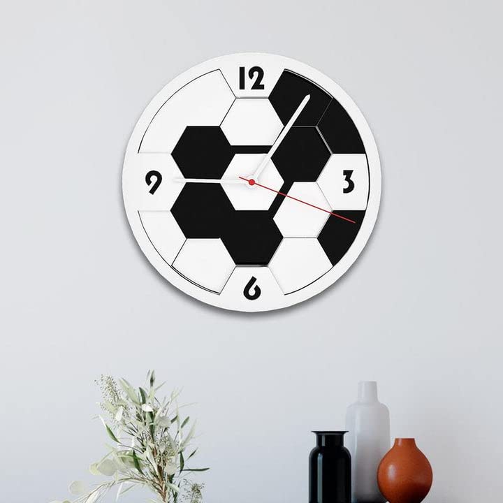 Soccer Design 3D Wall Clock Size: (15×15 Inch)