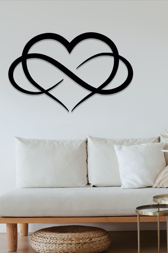 Heart shaped acrylic wall art (60x50cm)