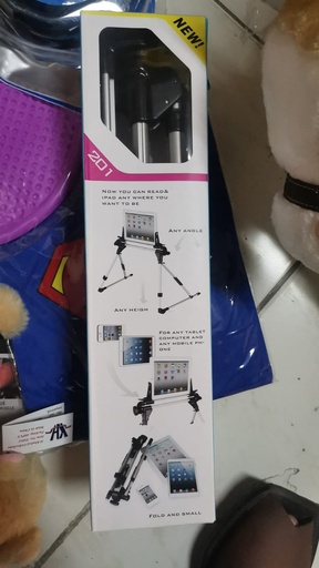 FOLDABLE IPAD STAND